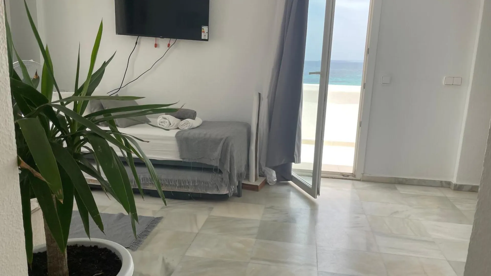 Aparthotel Thee Ibiza Suites - Ushuaia Beach Playa d'en Bossa